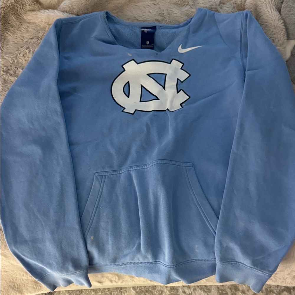 Nike Blue Crewneck UNC v neck